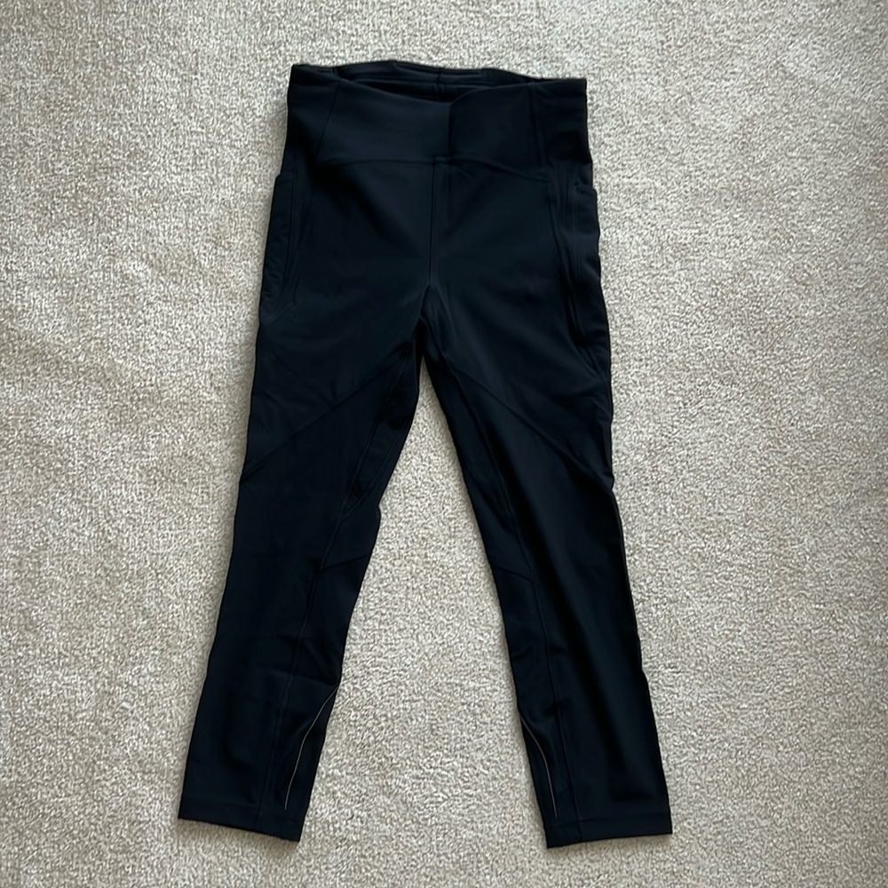 Lululemon Black Leggings with Side Pockets